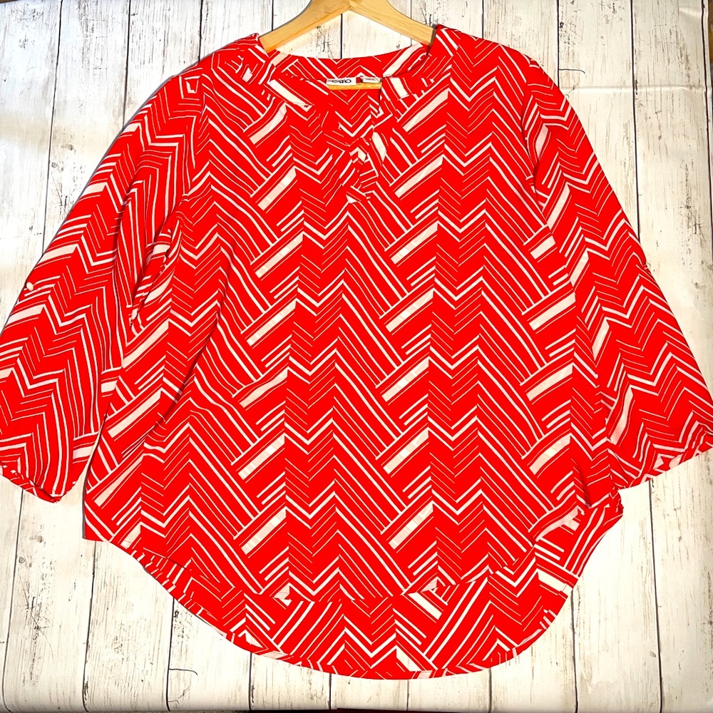Cato Large Orange White Chevron Hi-lo split neck